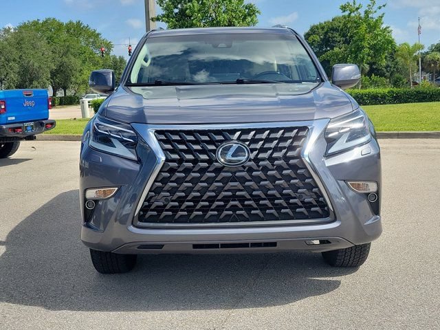 Used 2022 Lexus GX 460 Premium w/ Premium Package AWD/4WD image 2