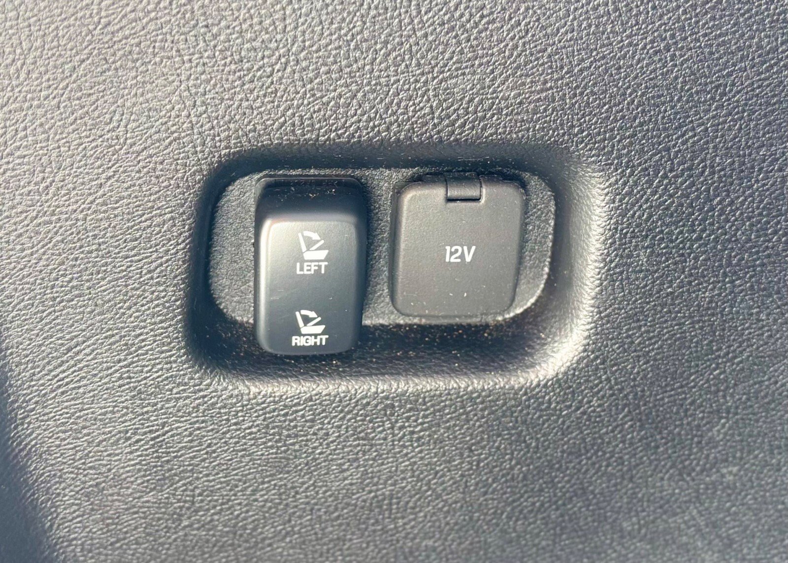 Certified 2024 Ford Edge SEL w/ Convenience Package AWD/4WD image 8