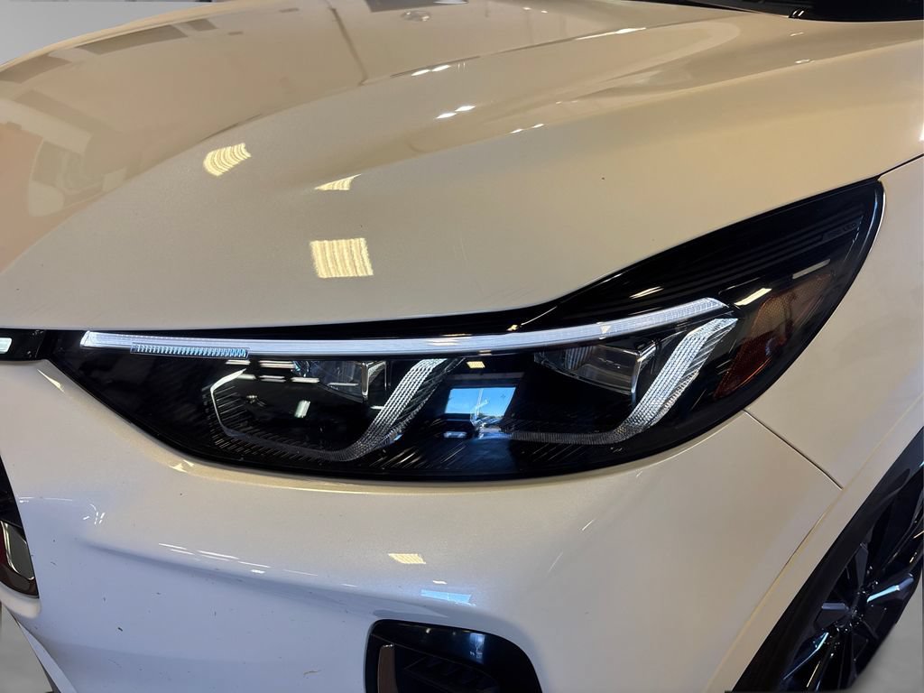 Certified 2023 Ford Escape ST-Line Elite AWD/4WD image 19