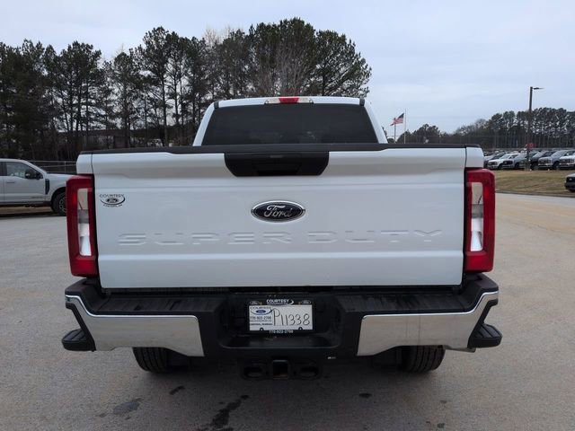 Certified 2025 Ford F250 XLT image 3