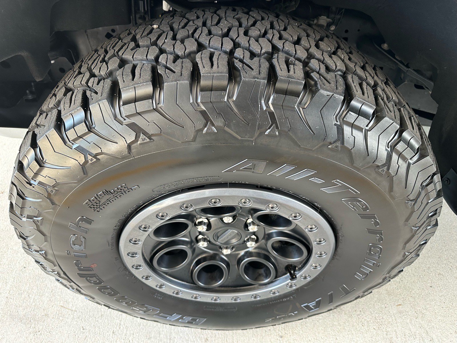 Certified 2025 Ford F150 Raptor AWD/4WD image 8