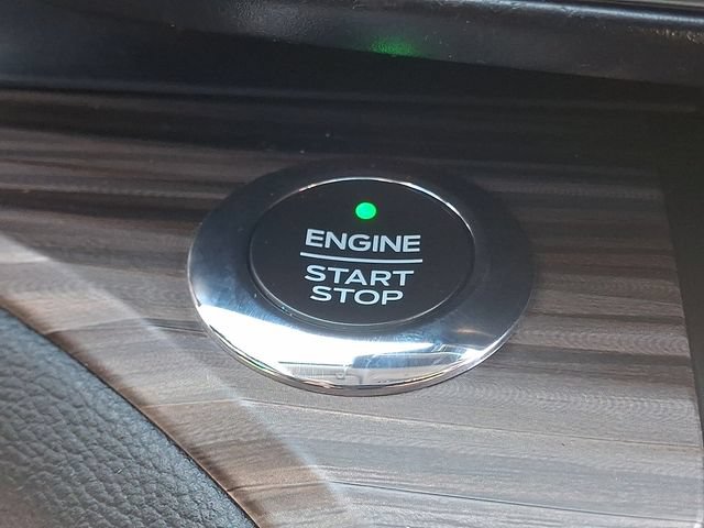 Certified 2020 Ford Explorer Limited AWD/4WD image 25