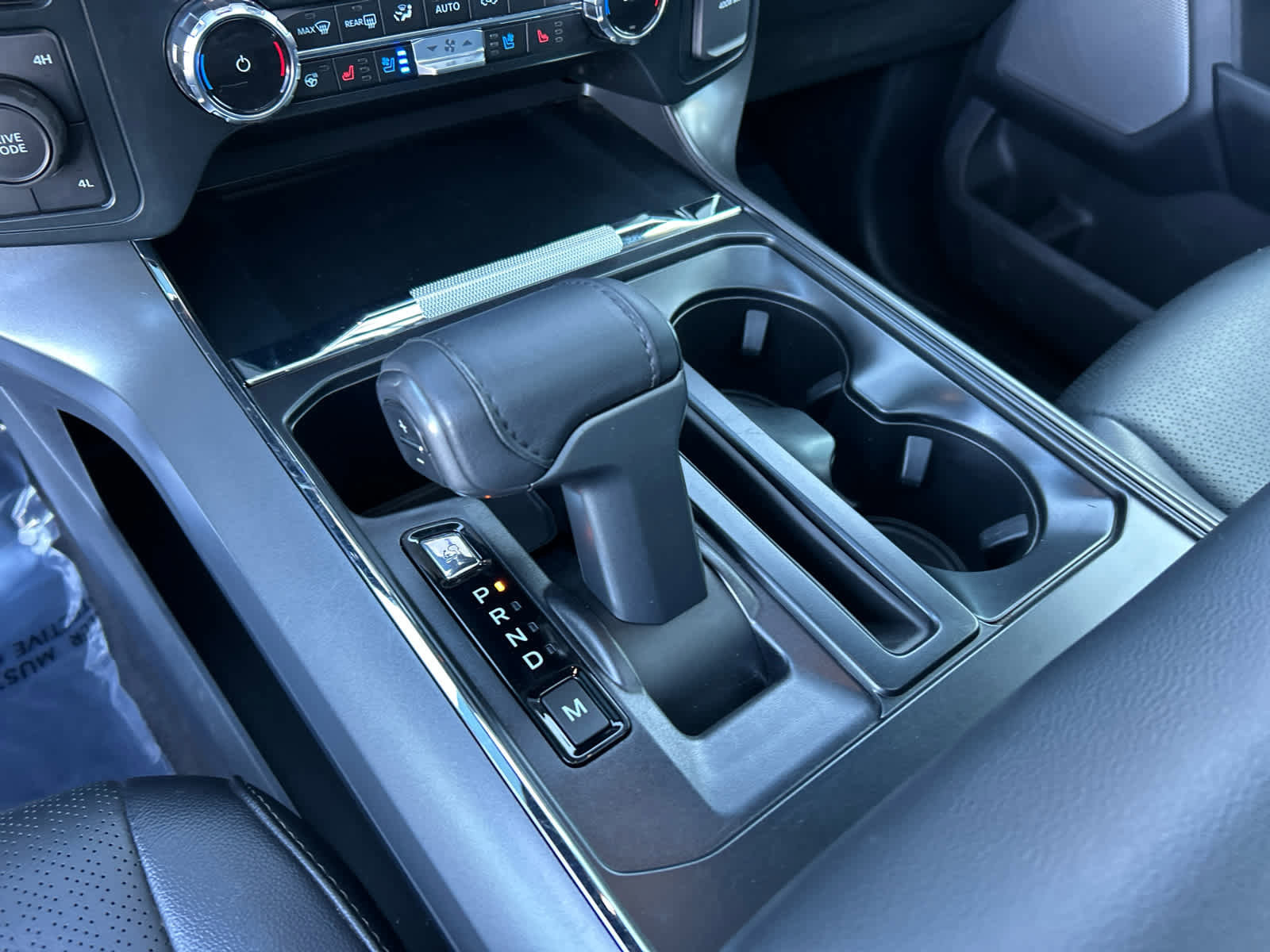 Certified 2025 Ford F150 Lariat image 35