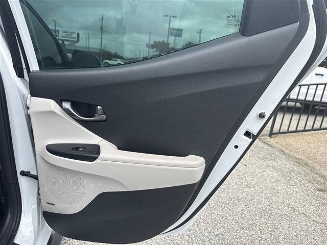 Used 2019 Hyundai Veloster Turbo Ultimate FWD image 22