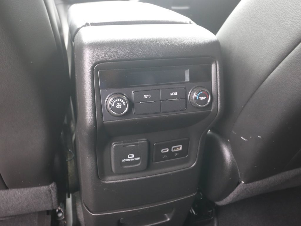Used 2023 GMC Acadia SLT AWD/4WD image 10
