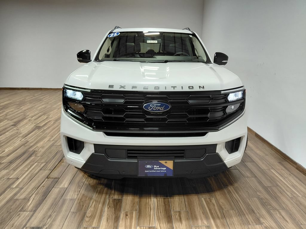 Certified 2025 Ford Expedition Active AWD/4WD image 20