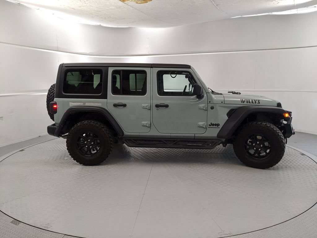 Used 2024 Jeep Wrangler Unlimited Sport AWD/4WD image 2