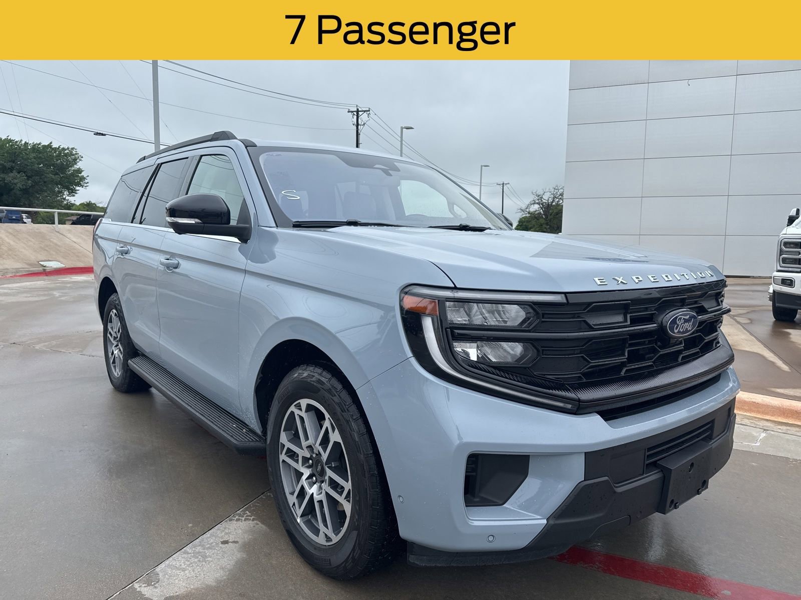 Certified 2025 Ford Expedition Active