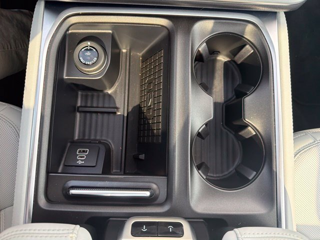 Certified 2025 Ford Expedition Platinum AWD/4WD image 21