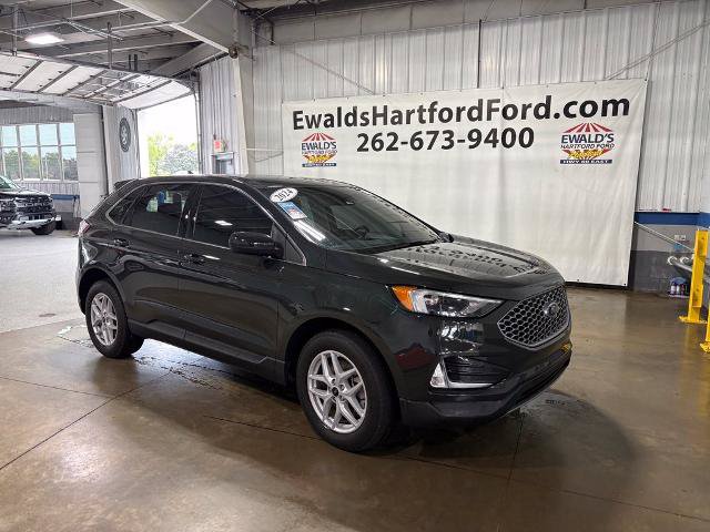 Certified 2024 Ford Edge SEL w/ Convenience Package AWD/4WD image 2