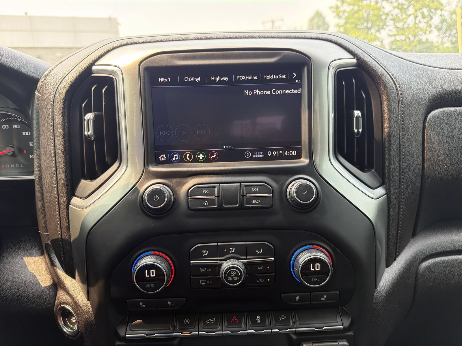 Used 2020 Chevrolet Silverado 1500 LT w/ All-Star Edition AWD/4WD image 28