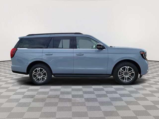 Certified 2025 Ford Expedition Active AWD/4WD image 6