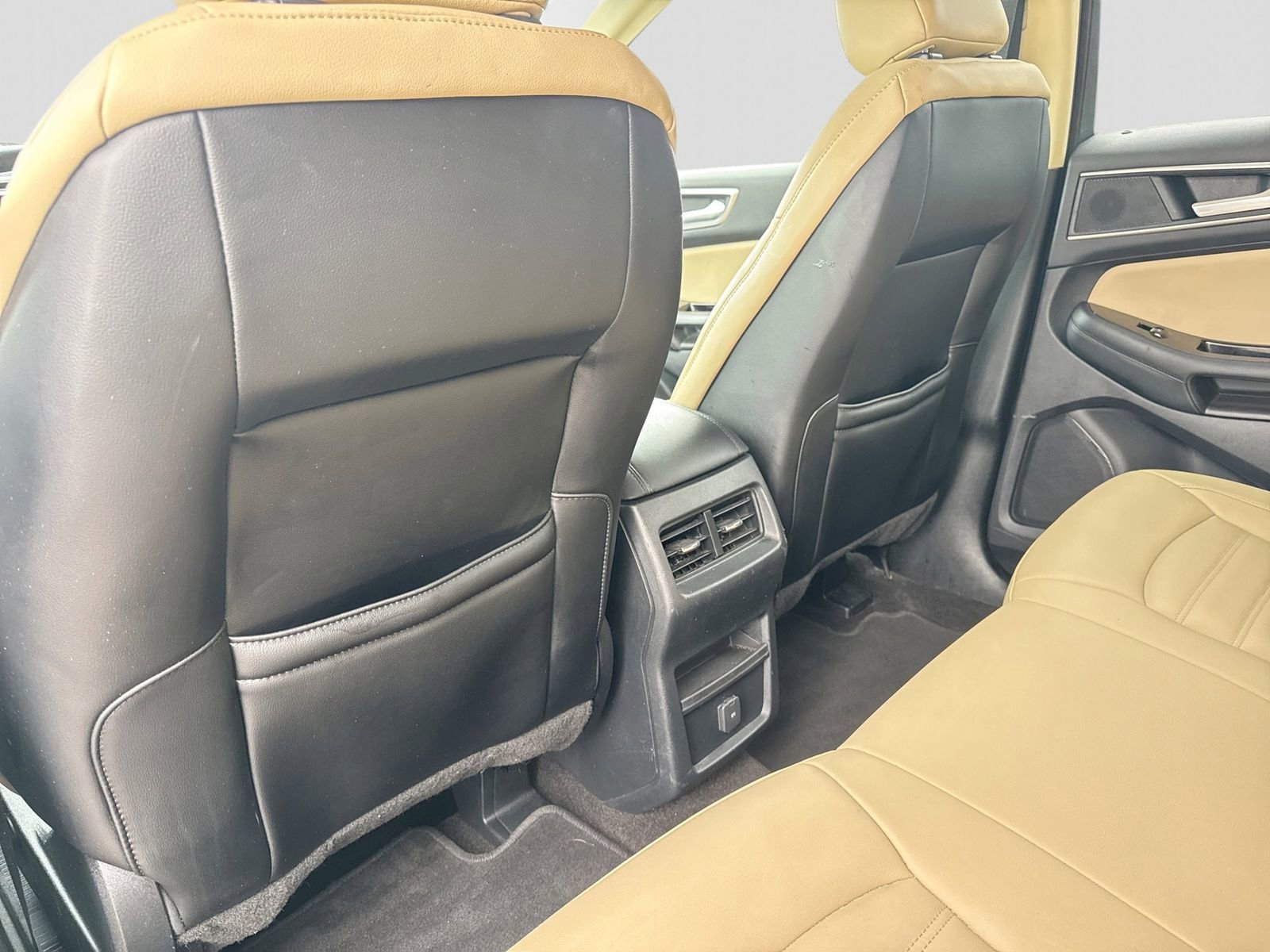 Certified 2020 Ford Edge SEL FWD image 17