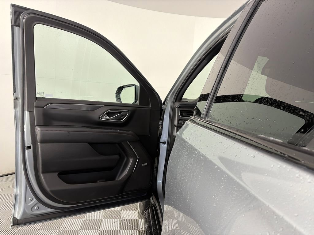 Used 2024 Chevrolet Tahoe RST w/ Luxury Package image 10