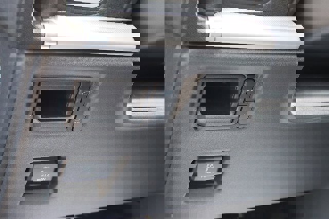 Certified 2025 Ford Expedition Active image 24