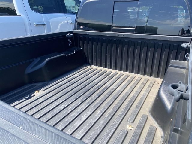 Used 2021 Toyota Tacoma TRD Off-Road AWD/4WD image 11