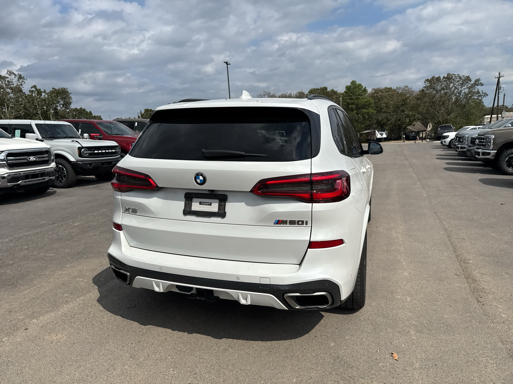 Used 2020 BMW X5 M50i w/ Executive Package AWD/4WD image 6