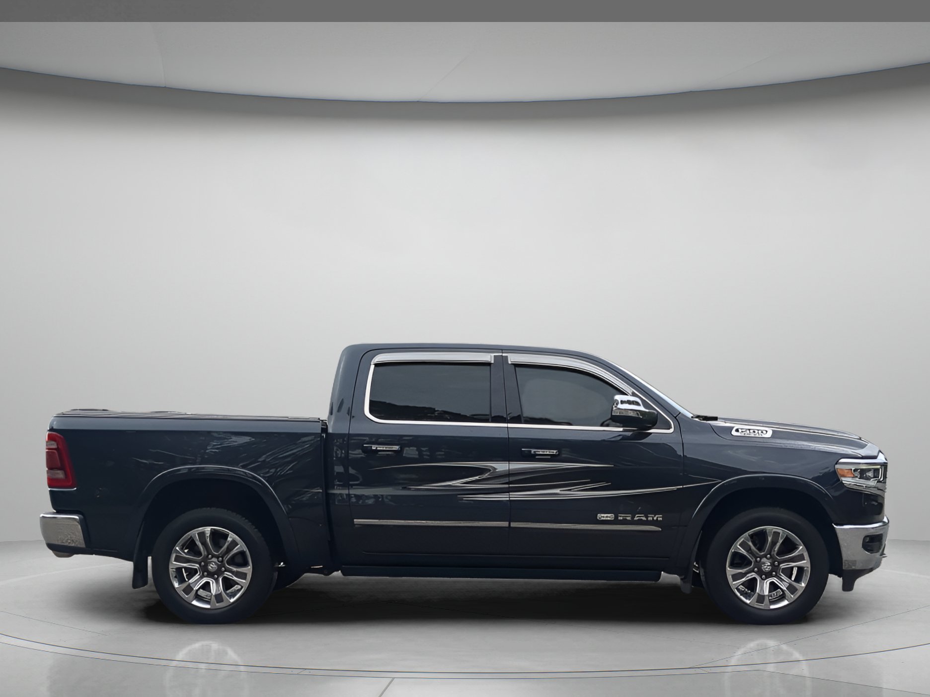 Used 2019 RAM 1500 Limited RWD image 39