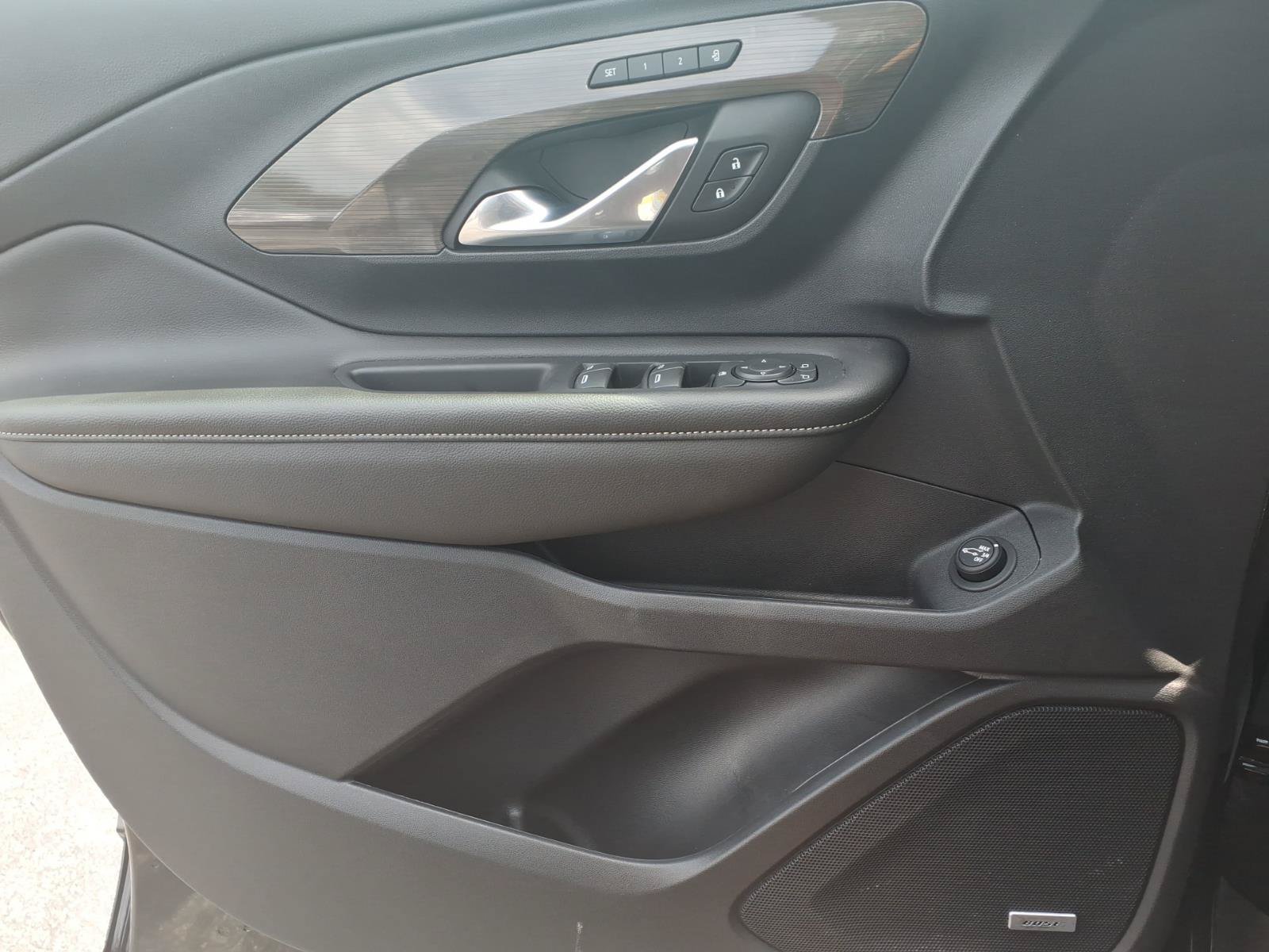 Used 2022 GMC Terrain Denali AWD/4WD image 18