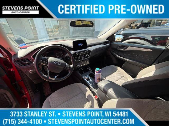 Certified 2022 Ford Escape SE w/ Cold Weather Package AWD/4WD image 4