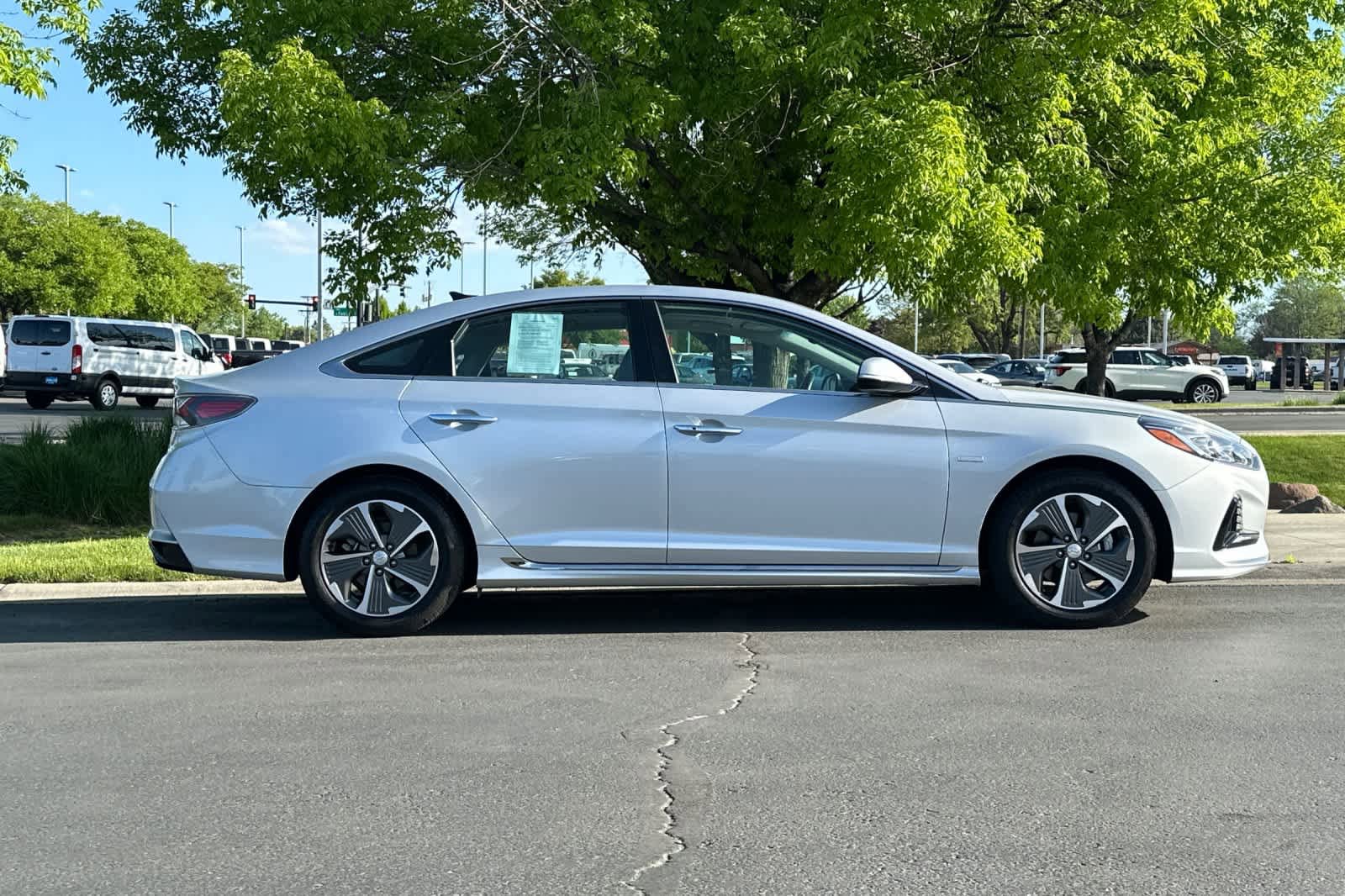 Used 2018 Hyundai Sonata Limited w/ Ultimate Package 02 FWD image 8