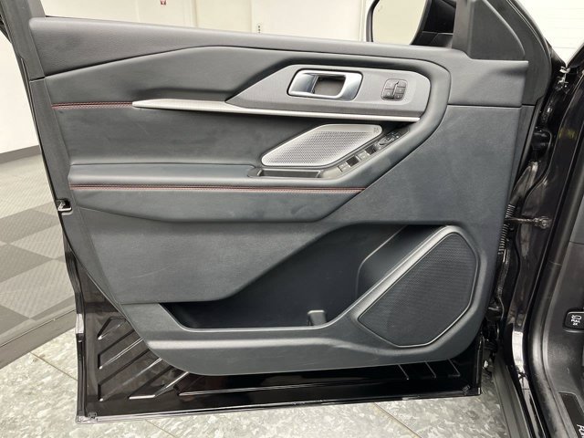 Certified 2025 Ford Explorer ST AWD/4WD image 8