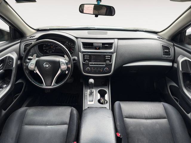Used 2017 Nissan Altima 2.5 SR FWD image 10