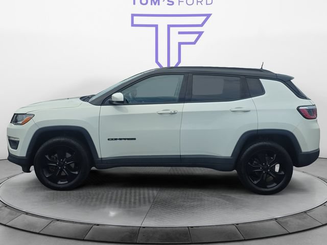 Used 2019 Jeep Compass Latitude AWD/4WD image 3