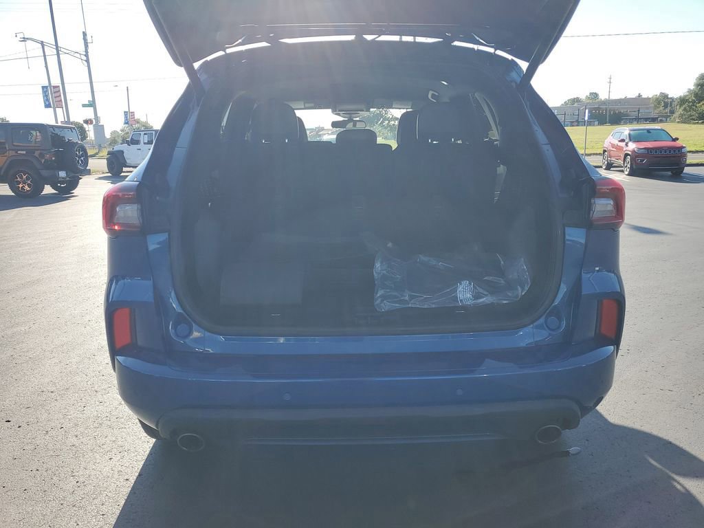 Certified 2023 Ford Escape ST-Line w/ Tech Pack #1 image 26