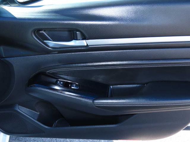 Used 2020 Nissan Altima 2.0 Platinum image 22