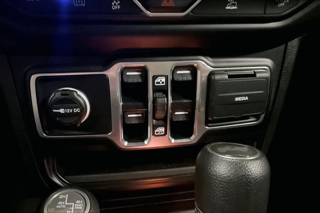 Used 2023 Jeep Wrangler Unlimited image 30