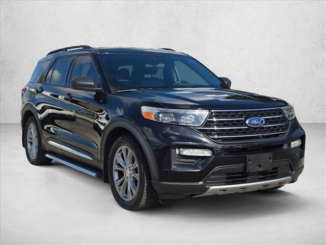 Certified 2020 Ford Explorer XLT w/ Equipment Group 202A RWD image 3