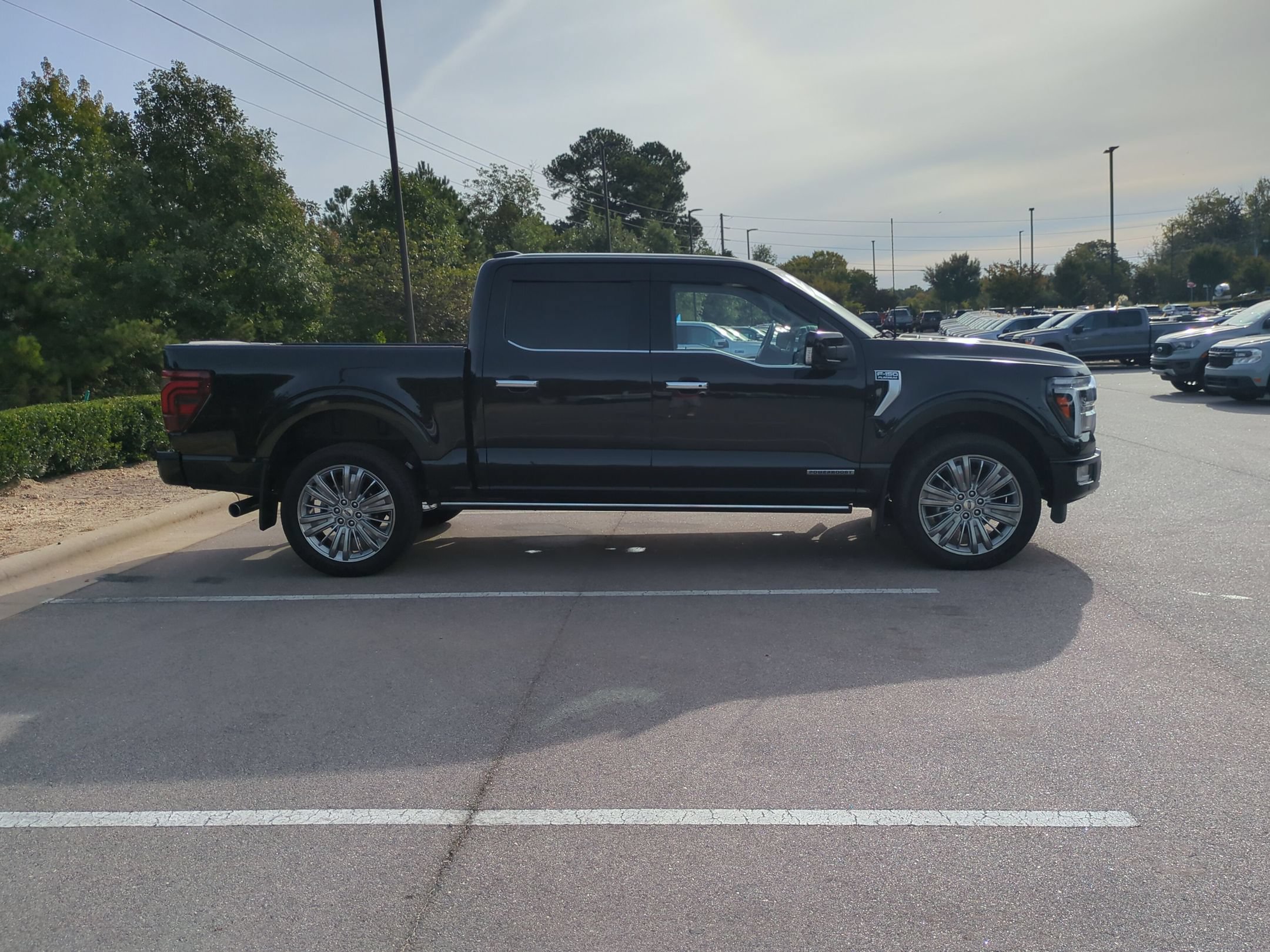 Certified 2024 Ford F150 Platinum w/ Equipment Group 703A Plus AWD/4WD image 3
