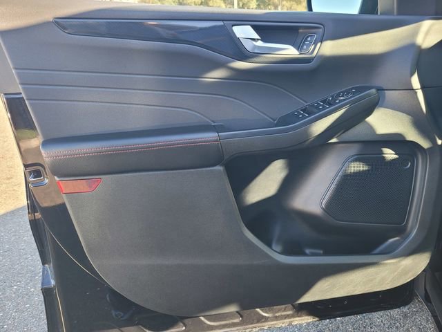 Certified 2025 Ford Escape ST-Line image 16