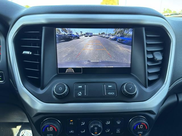 Used 2020 GMC Acadia SLT w/ Driver Alert Package II image 26