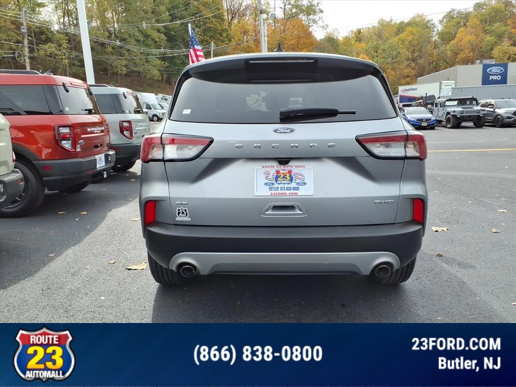 Certified 2022 Ford Escape SE image 3