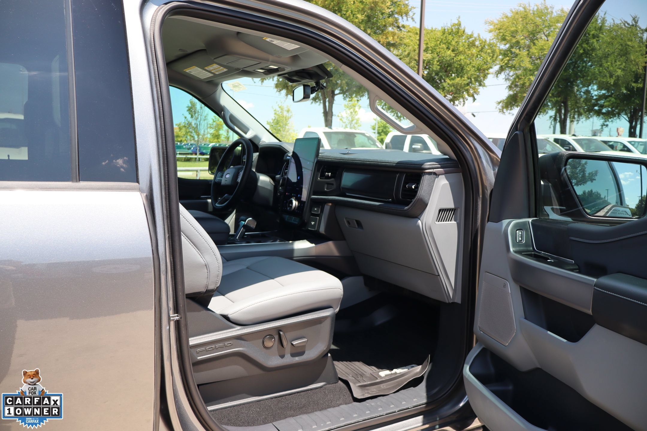 Certified 2025 Ford F150 Lightning Flash AWD/4WD image 26