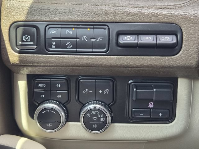 Used 2021 GMC Yukon XL Denali w/ Denali Ultimate Package AWD/4WD image 21
