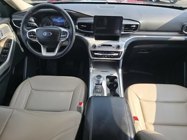 Certified 2023 Ford Explorer XLT w/ Equipment Group 202A AWD/4WD image 21