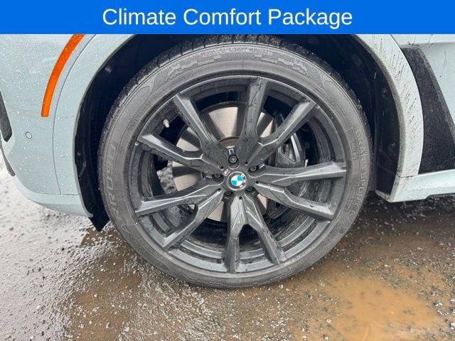 Used 2024 BMW X7 M60i w/ Executive Package AWD/4WD image 9