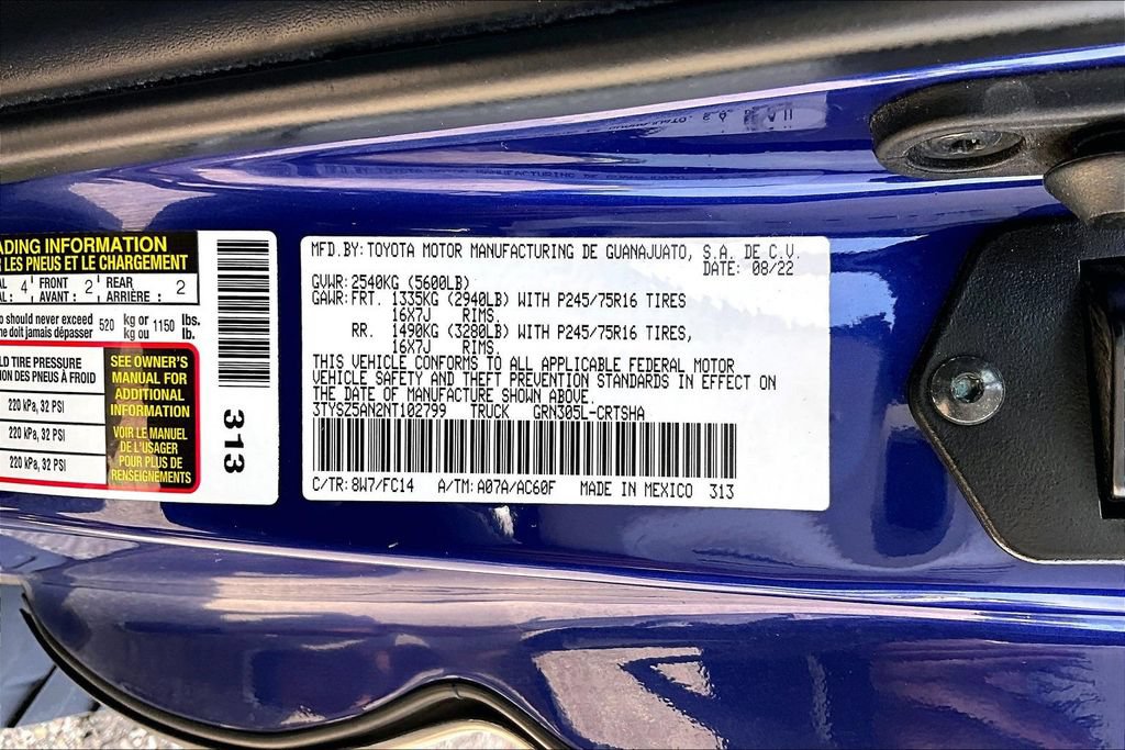 Used 2022 Toyota Tacoma SR5 AWD/4WD image 34