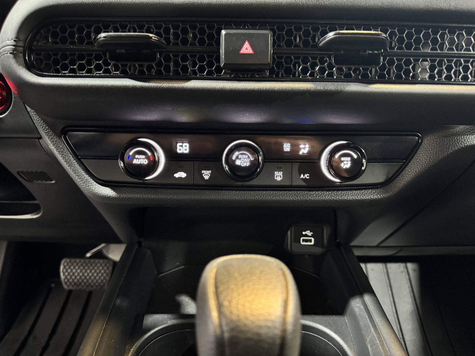 Used 2024 Honda HR-V LX image 35