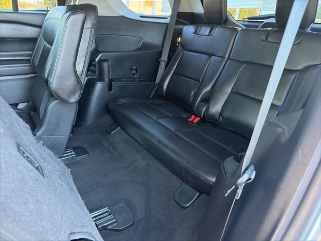 Certified 2022 Ford Explorer XLT w/ Equipment Group 202A image 29