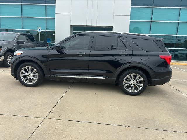 Certified 2022 Ford Explorer Limited w/ Equipment Group 301A RWD image 8