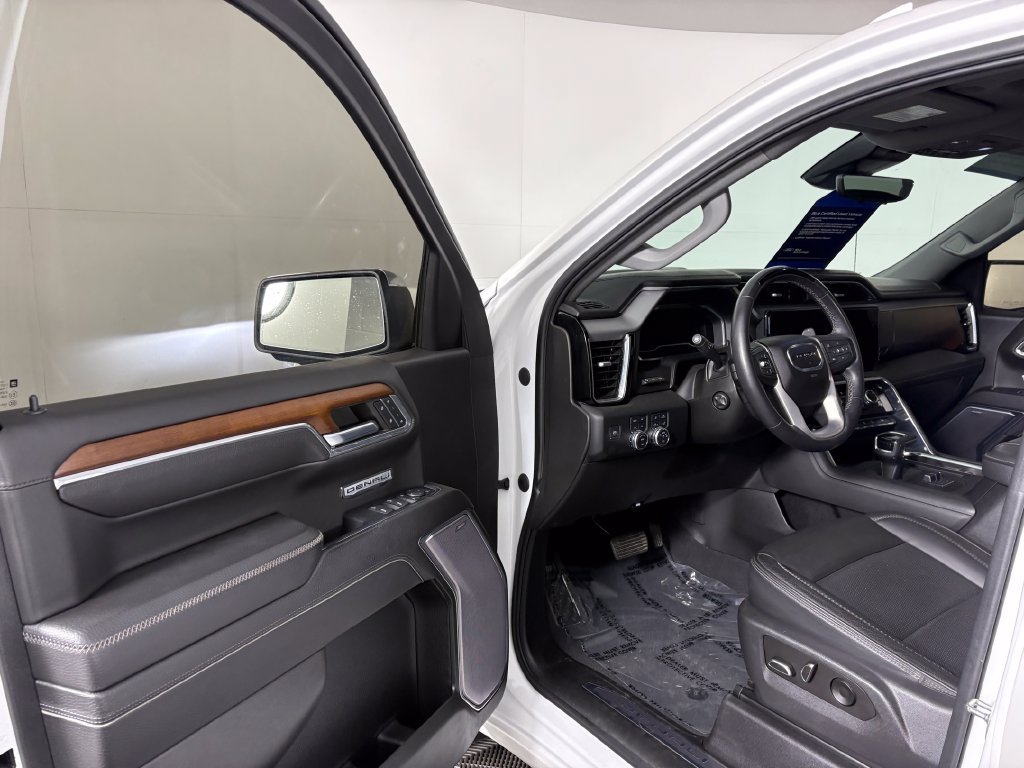 Used 2023 GMC Sierra 1500 Denali AWD/4WD image 11