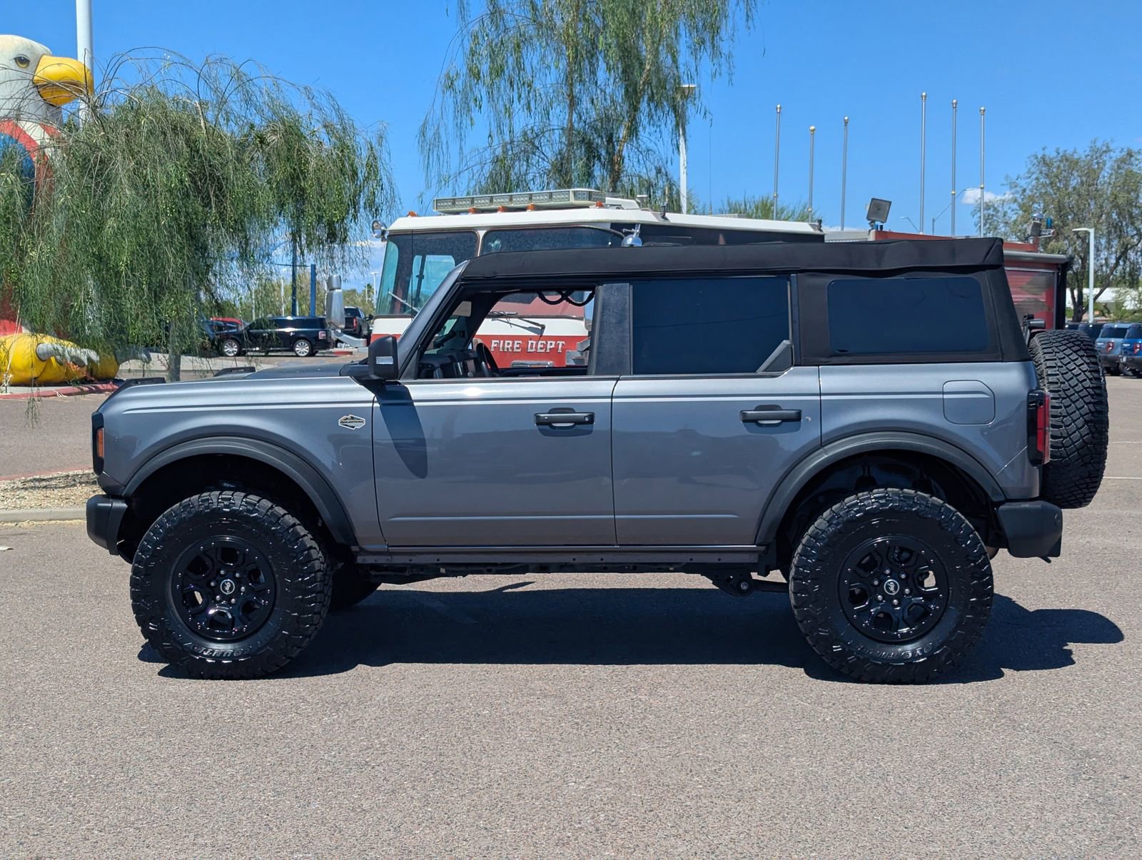 Certified 2023 Ford Bronco Wildtrak AWD/4WD image 30