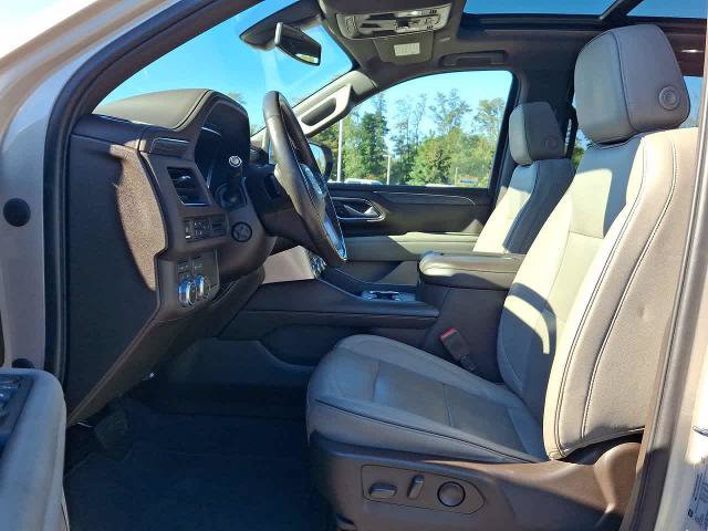 Used 2022 GMC Yukon SLT w/ SLT Premium Package AWD/4WD image 17