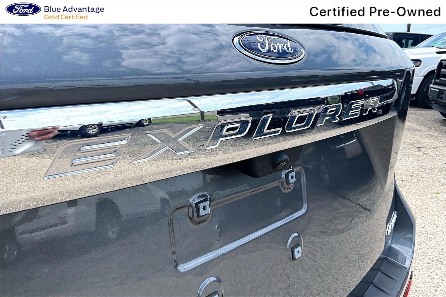 Certified 2023 Ford Explorer XLT w/ Equipment Group 202A AWD/4WD image 32