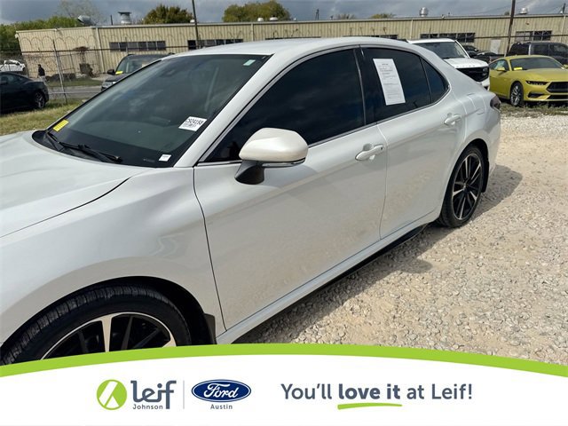 Used 2023 Toyota Camry XSE image 13