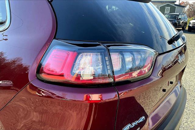 Used 2021 Jeep Cherokee Latitude Plus w/ Sun & Sound Group image 33